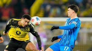 每体：若特尔施特根回归本赛季欧冠名单，只能取代什琴斯尼