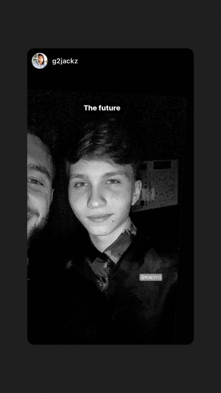 团结努力的 团结努力的