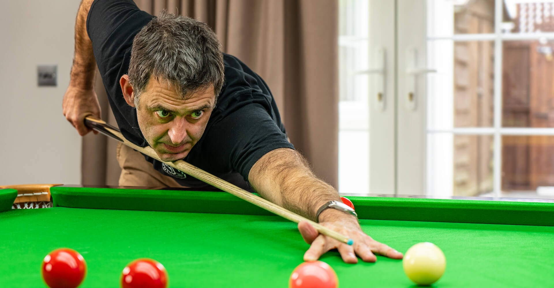 的表现愈发 的表现愈发